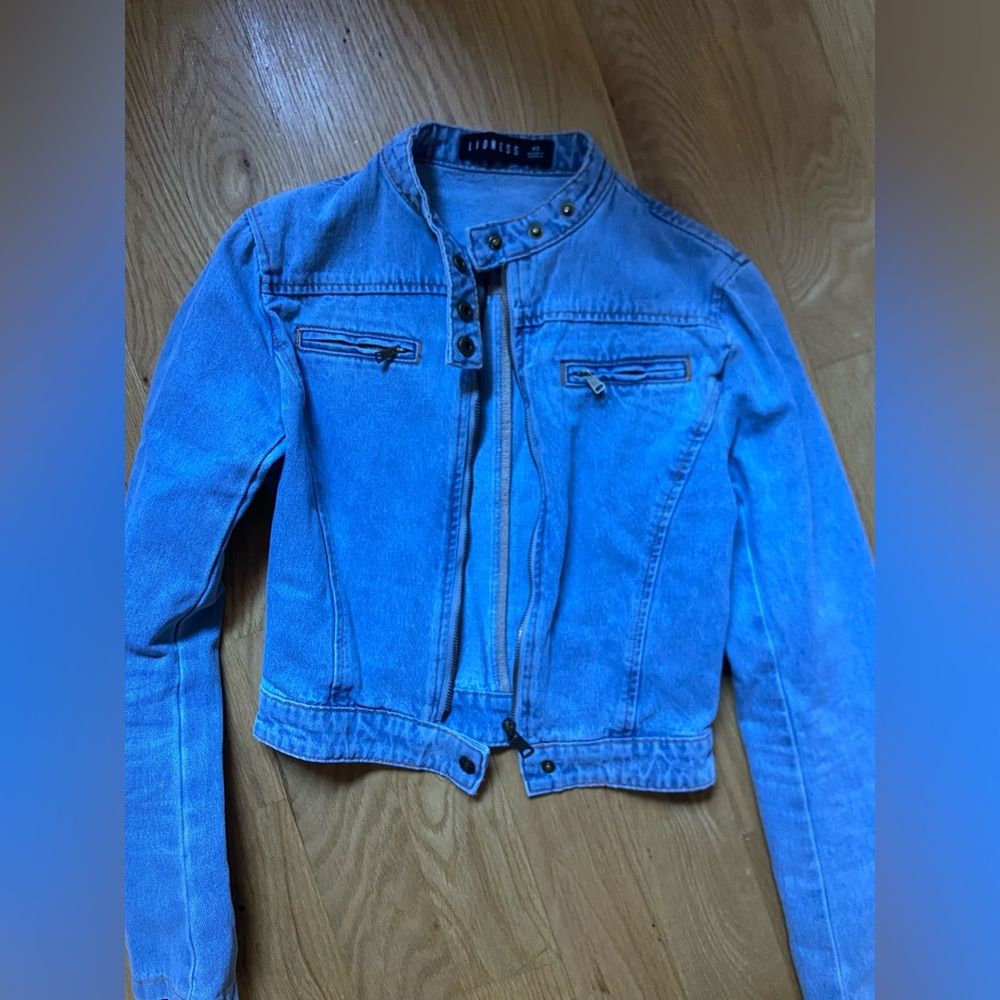 Lioness jacket size XS